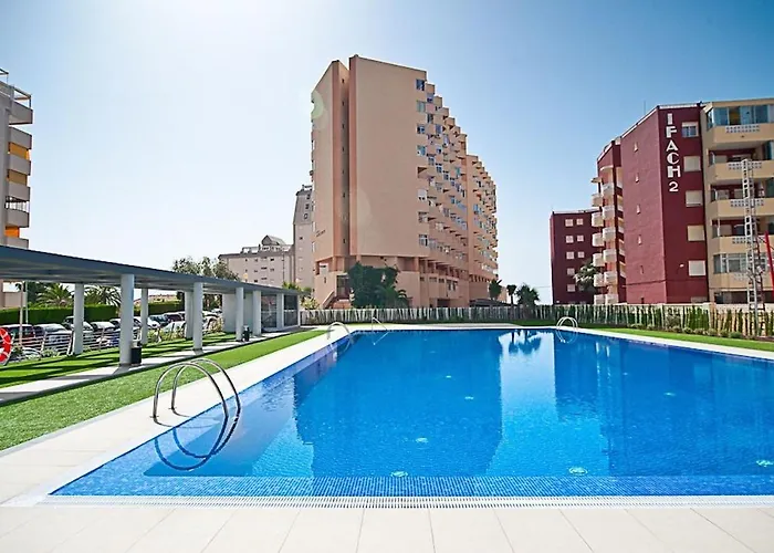 Clubrent - Edf Horizonte, Estudio De Estilo Escandinavo
